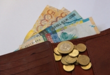 Увеличился оборот сделок с валютой в обменно-валютных кассах Молдовы.