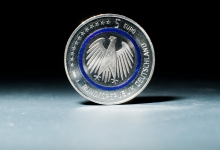 В Германии появились монеты номиналом пять евро
