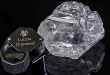 Крупнейший алмаз в мире выставят на аукцион 