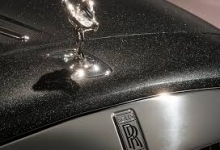 Rolls-Royce представил автомобиль с краской из алмазов