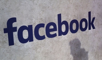 200 приложений заблокировал Facebook из-за скандала со слежкой